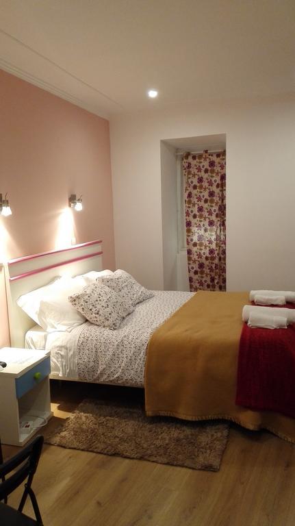 Martim Moniz 28 Guest House Lisboa Habitación foto